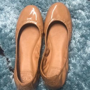 Tony Burch ballerina flats